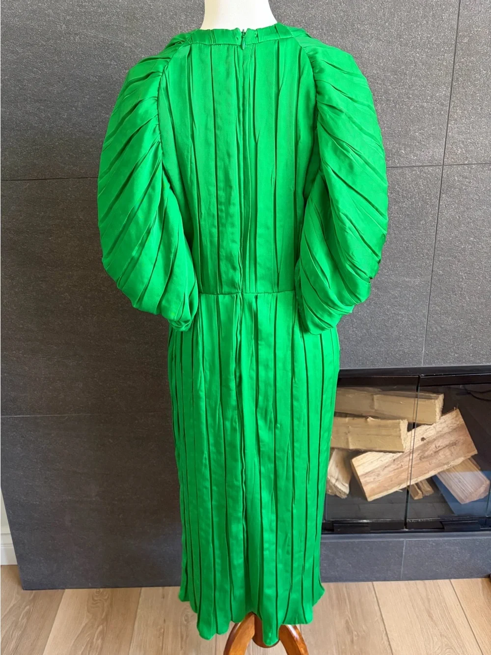 Zara RARE Infamous Green Dress Size Medium - Picture 15 of 16